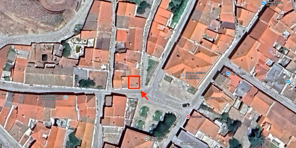 Casa centro histórico de Almeida - projeto aprovado T2