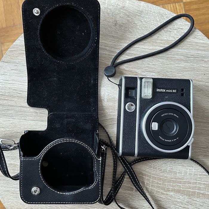 Instax Mini 40 z etui