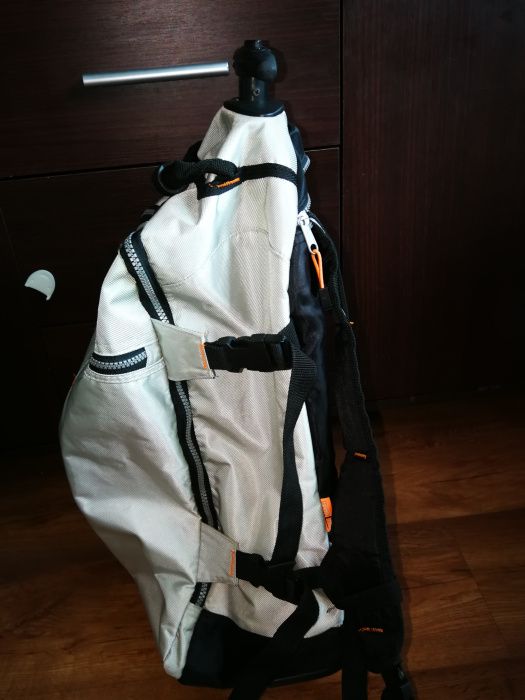 Trend Line Plecak Tornister na kółkach do szkoły szary czarny