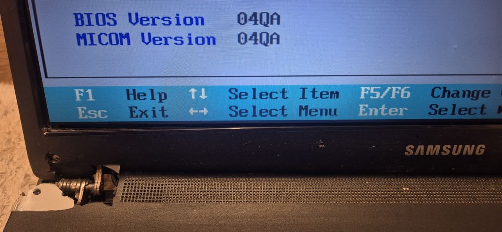 Laptop Samsung NP300E5A