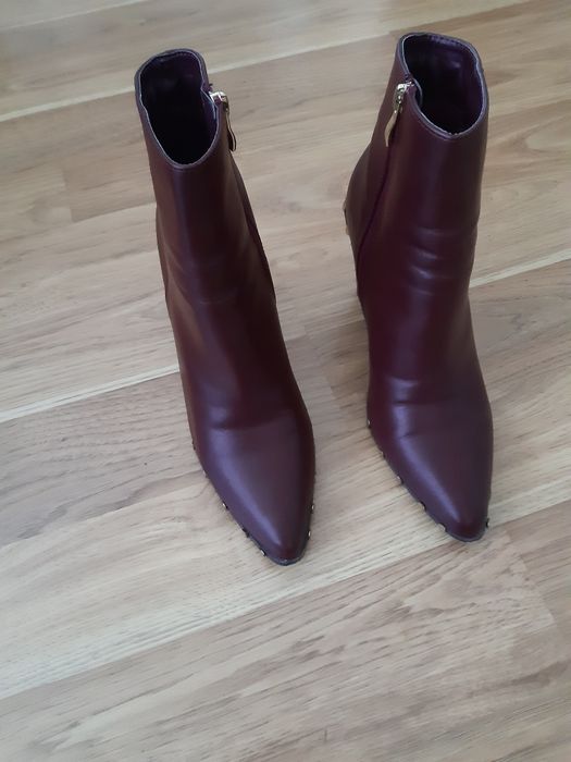Buty damskie bordo .