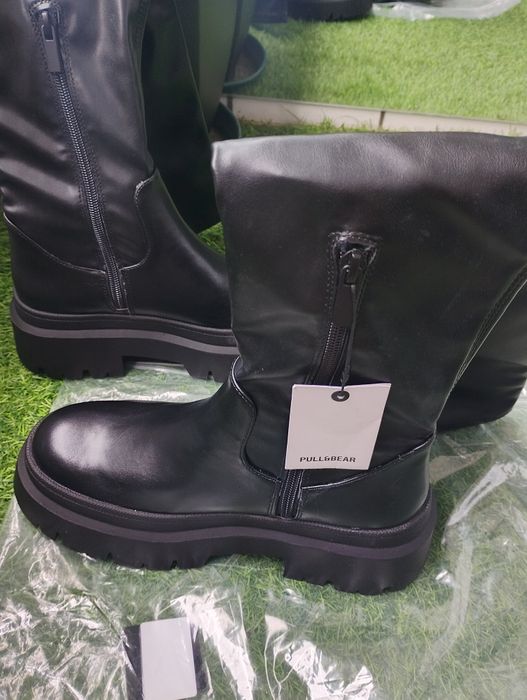 Botas Pull e Bear