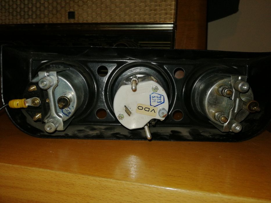 Manómetros e consola VDO