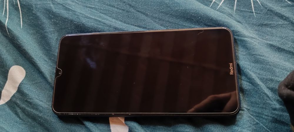 Телефон  xiaomi Redmi 8