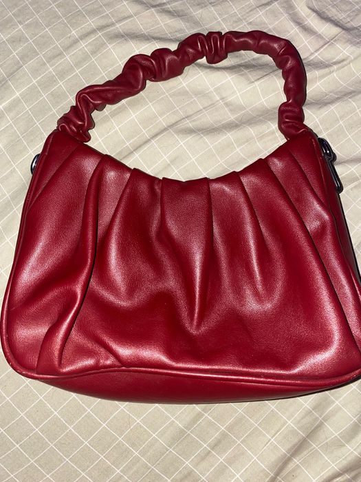 сумка багет красная