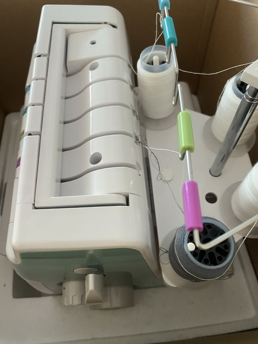 Vendo máquina de costura