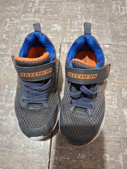 Кроссовки Skechers