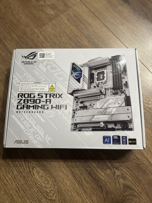 Материнська плата Asus ROG Strix Z890-A Gaming WiFi