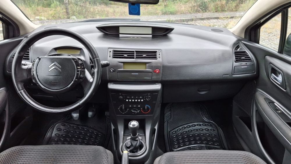 Vendo Citroën C4 VTR Coupé 1.6 Hdi 110CV - 2006 - 3 Portas- 5 Lugares  - Nacional