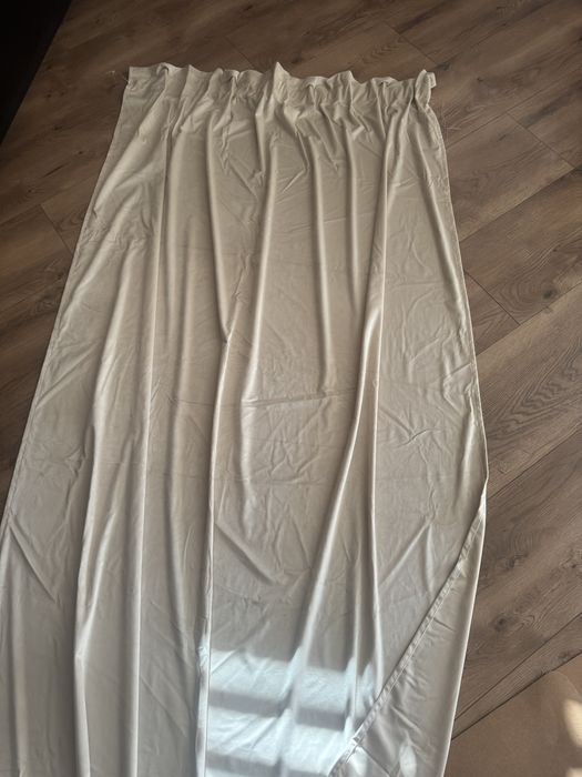 Zasłony do pokoju salonu z weluru