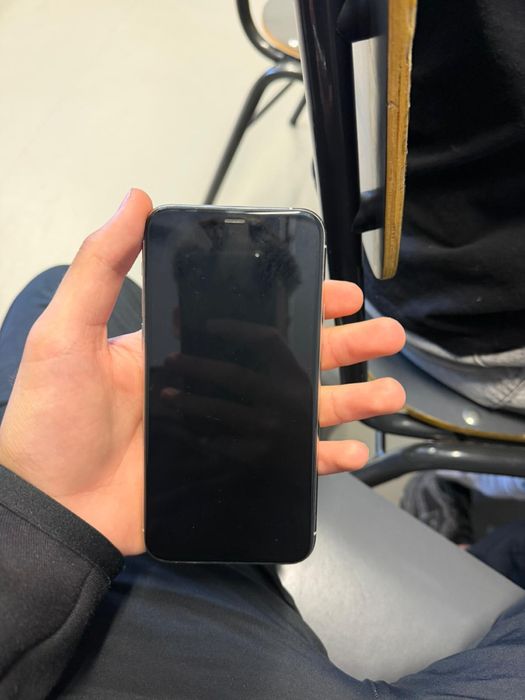 Iphone 11 pro quase novo