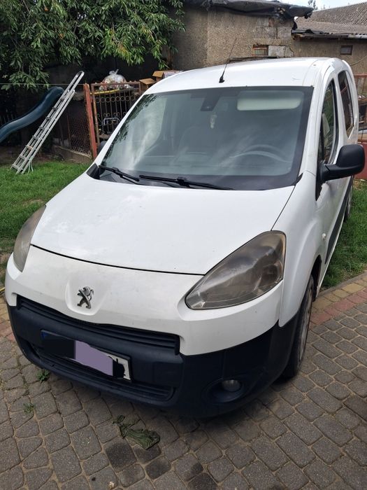 Peugeot Partner 2013 1.6 hdi 5 miejsc