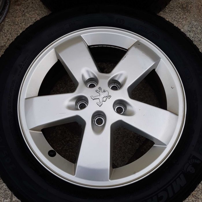Jantes peugeot 16