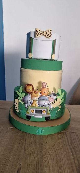 Bolo fake (cenográfico)para festa de aniversário