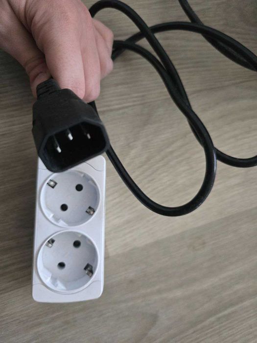 Безперебійник APC Smart UPS 1500 чистий синус