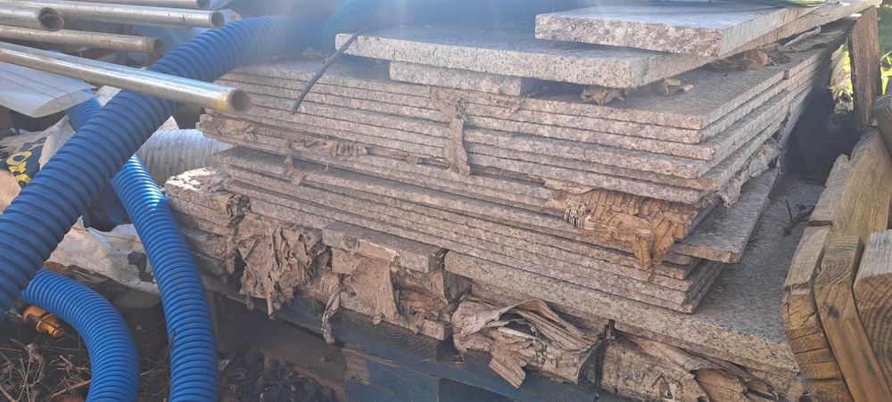 Schody granitowe plomieniowane