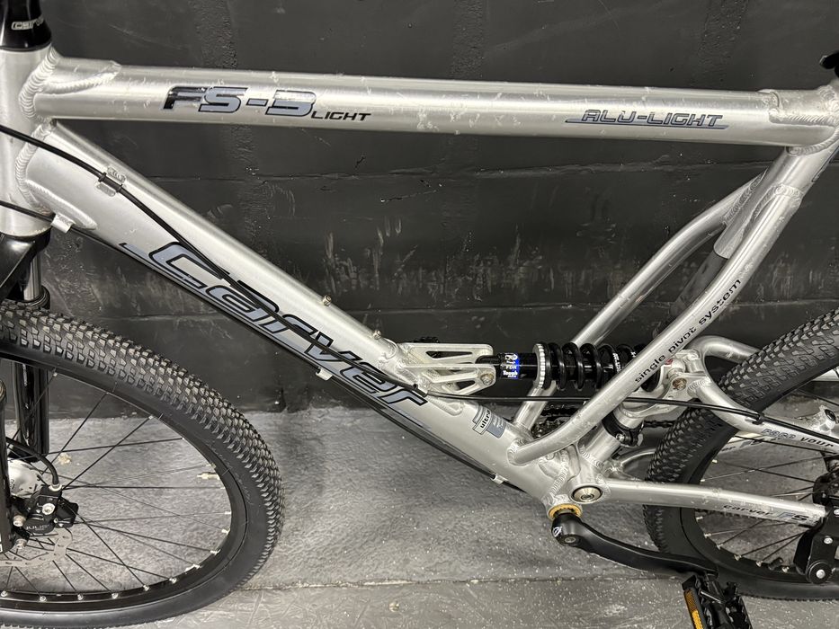 Rower MTB Carver FS-3 Light Shimano Deore XT  Hamulce Hydrauliczne amortyzator RockShox Męski 55 cm Urban Bikes