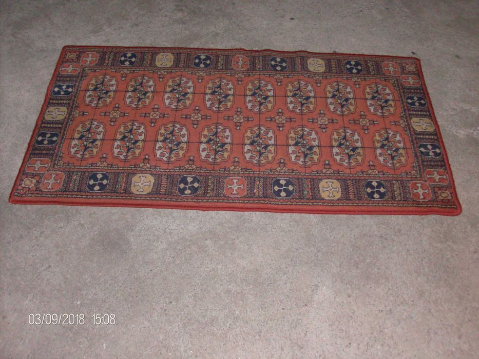 Tapete com 1,35 x 0,70 cm