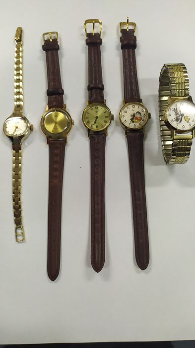 Zegarek złocony damski