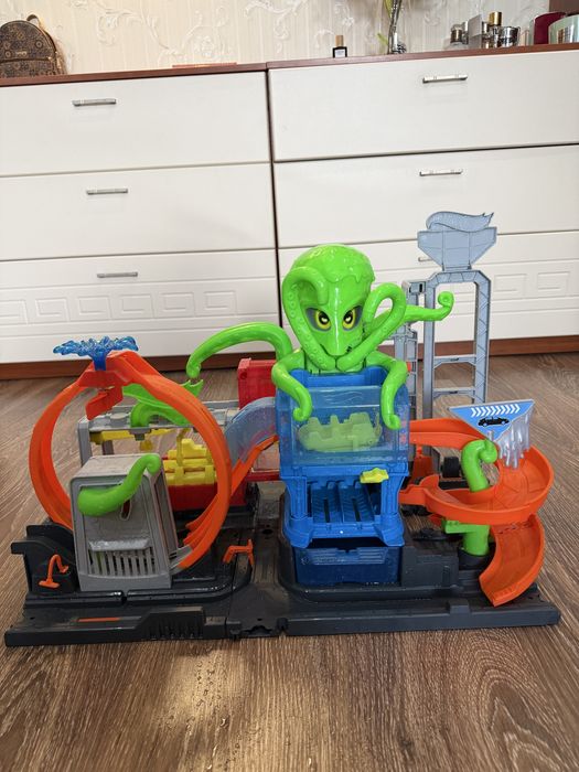 Hot wheels автомойка