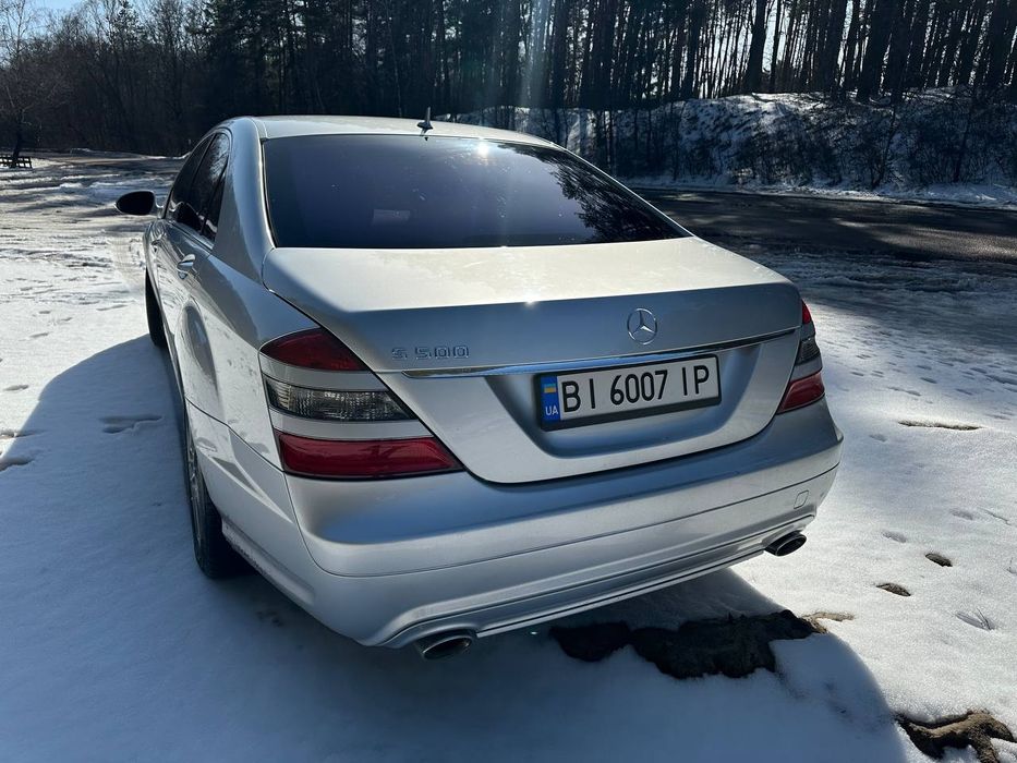 Mercedes W221 s500