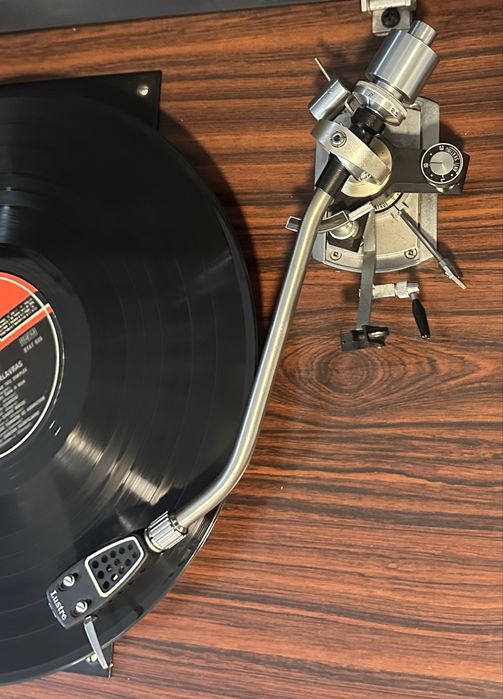 Connoisseur BD1 + Braço Acos Lustre GST-1 - Gira discos vintage