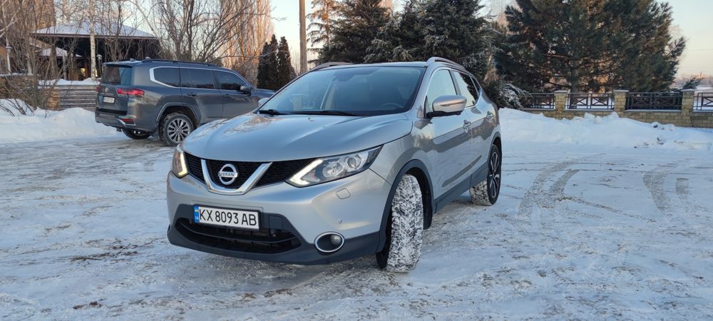 Ніссан Кашкай топова комплектація