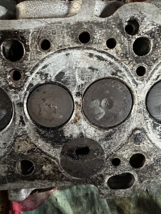 Разборка мазда головка блока 1.7 дизель распредвал  ГБЦ 1.7 D