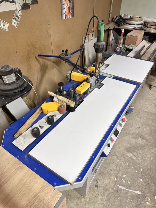 Кромкооблицювальний верстат PF-21 (клейет і фрезерує), Z-Group