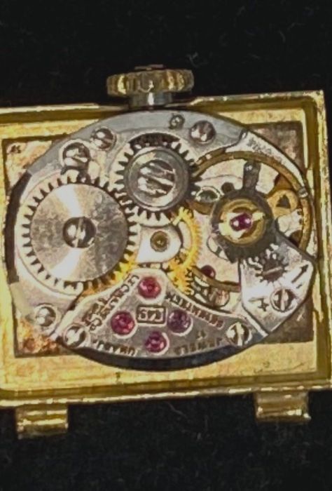 Relógio em ouro Jaeger-LeCoultre