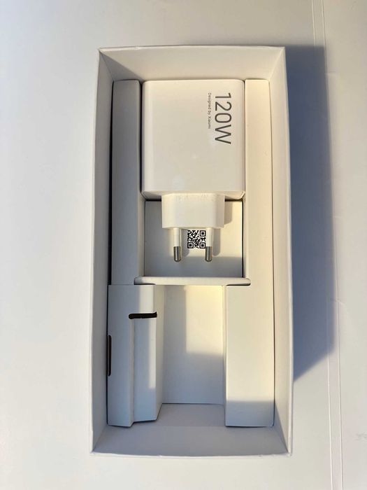 XIAOMI Redmi Note 13 Pro+ 5G (6.67'' - 12GB - 512GB - Preto)