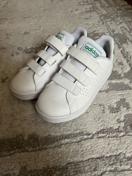 кросівки  Adidas