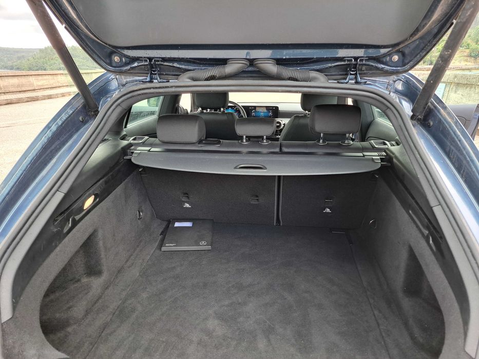 MERCEDES CLA 200d shooting brake
