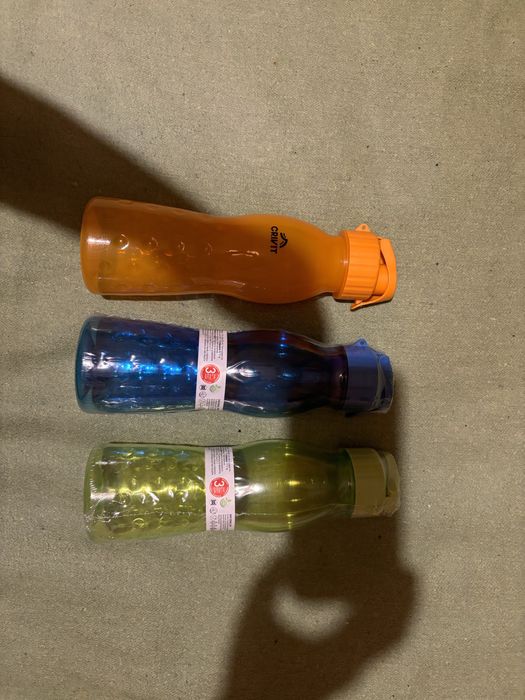 Рюкзаки фирмы Crivit и бутылочки для воды .