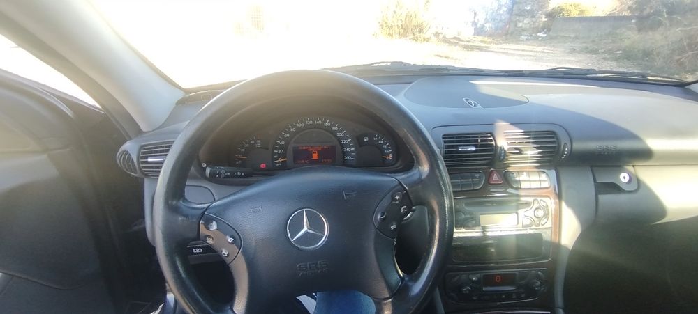 Mercedes Benz C220 CDI
