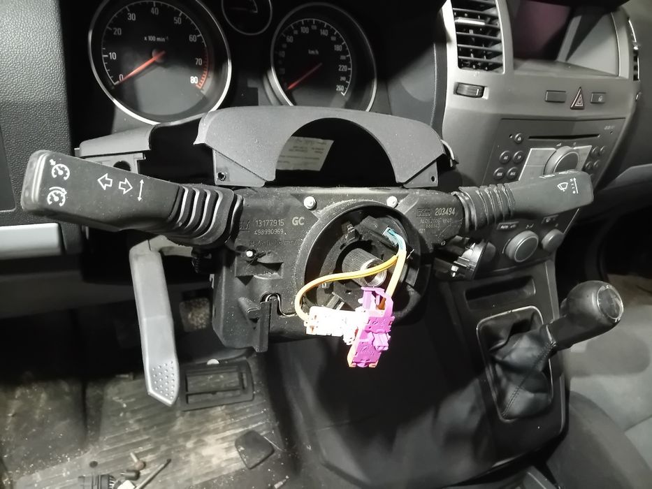 Opel Zafira B przełacznik zespolony cim manetki