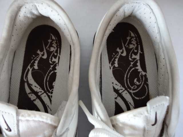 Buty NIKE SHOX roz 40,5 Skóra Sportowe Adidasy