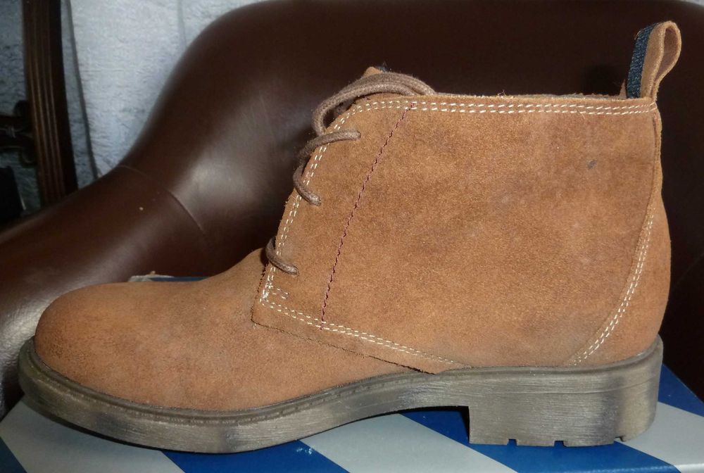 Botas novas Skechers 41