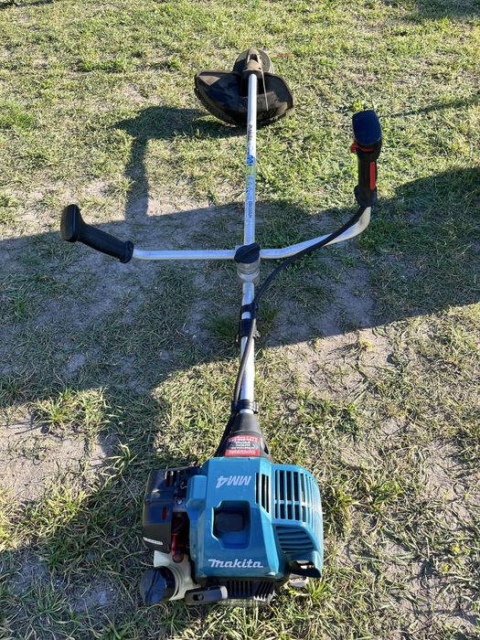 Kosa spalinowa makita