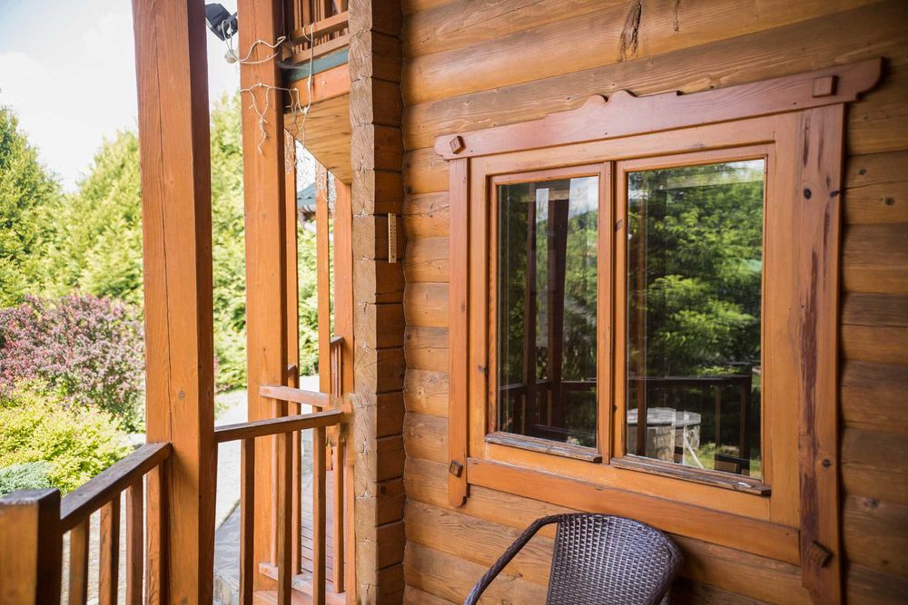 Продаж комплексу котеджів у центрі Східниці