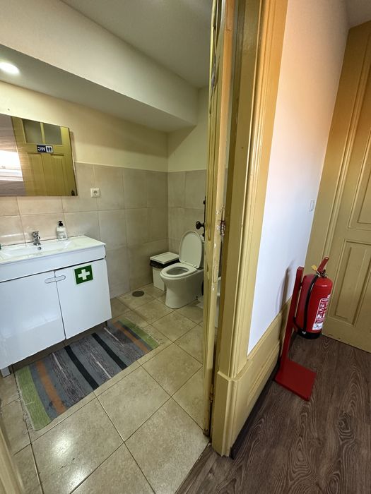 Quarto compartilhado junto à praça da Batalha