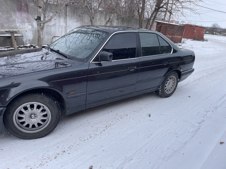 Продам бмв е34 m50b20