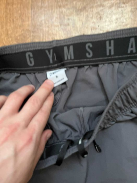 Спортивні шорти  GymShark
