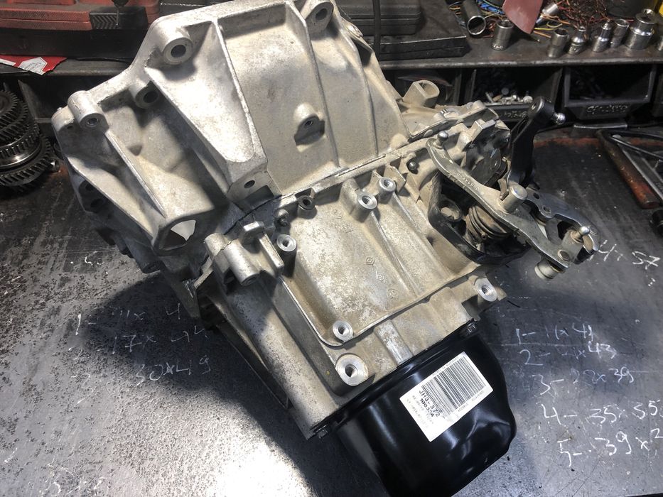 Новая коробка кпп рено дача сандеро 1,0 JH3-372 JH3372 JH3397 JH3-397