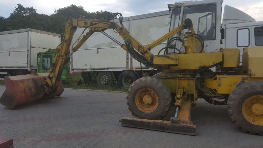 mecalac 11cxi koparko ładowarka części silnik deutz f4l913