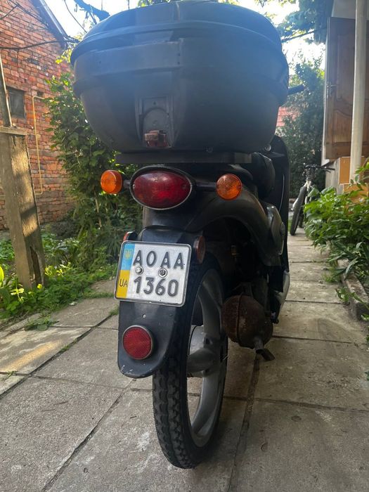 Скутер Aprilia Scarabeo 50