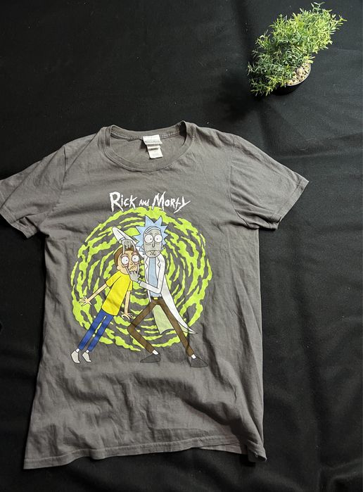 футболка Rick and Morty