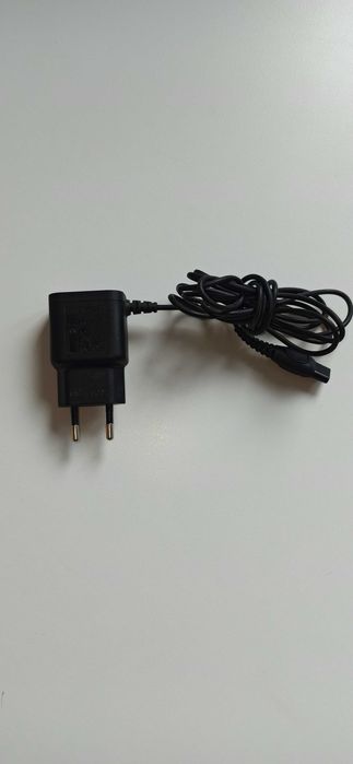 Zasilacz do golarek philips 15v 5.4W