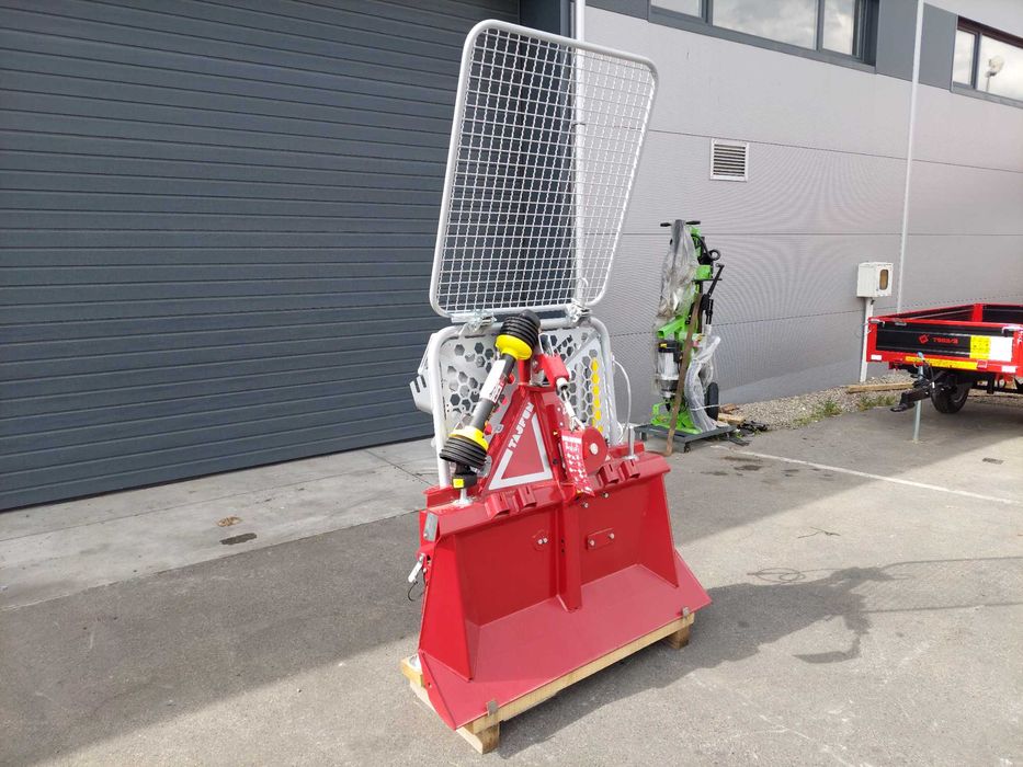 Wyciągarka leśna do drzewa TAJFUN EGV 45A - 45AHK - Pilot Elektryczny