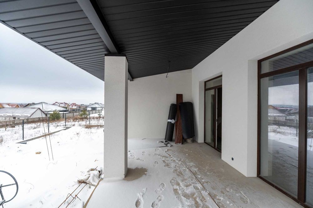 Новий цегляний будинок 100 м²  4 кімнати | тераса